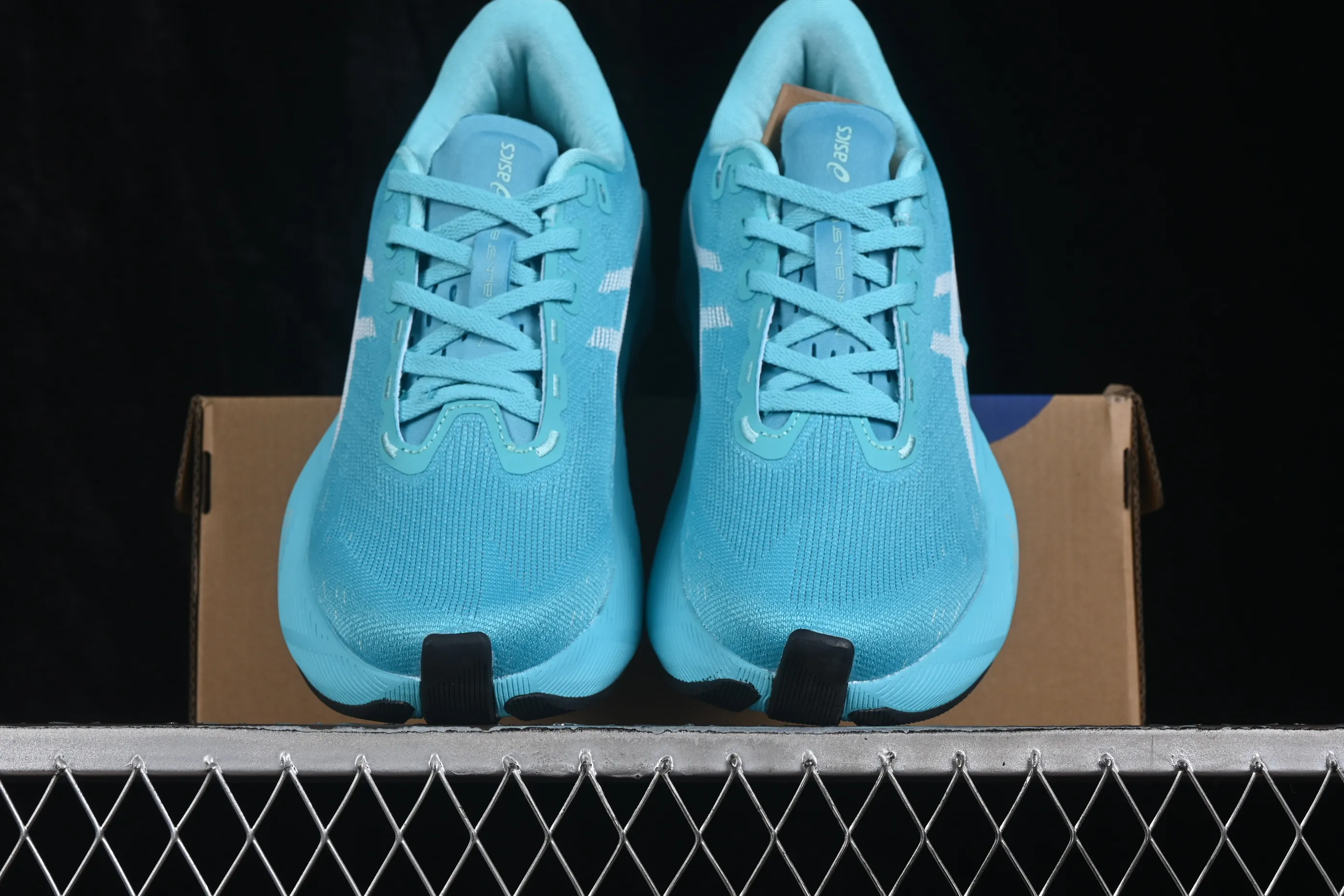 All categories Asics ASICS series Asics Novablast 6 1012C008-401
